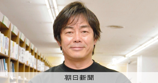 宮沢和史さん「僕は沖縄に借りがある」 島と向き合った30年を本に
