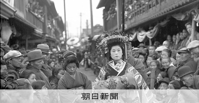 朝日新聞写真館 since1904）ガラス乾板の世界 光を受ける、心