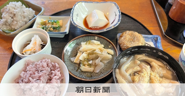 定型句では語れないヤマトとの距離 「ただいま、沖縄」の旅を終えて