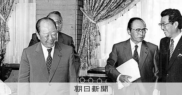日中半世紀 外交記録は語る：5）天皇訪中、動いた宮沢氏 正常化20年