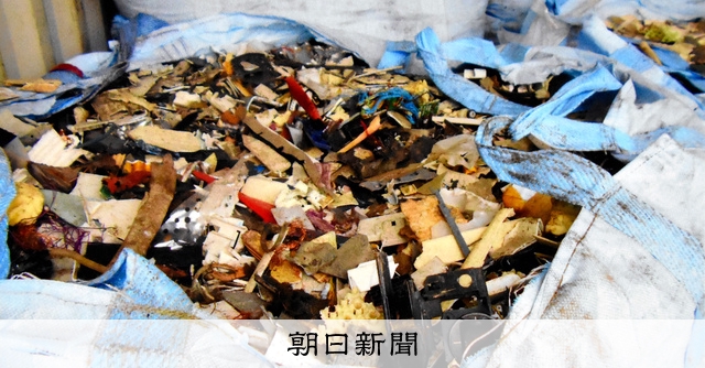 東南アジアの倉庫 サンダル履きで探すのは 増加する電子ごみの闇 朝日新聞デジタル