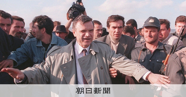 ロシアの元最高会議議長死去 エリツィン元大統領と対立、騒乱に：朝日新聞