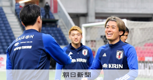 中村敬斗が中1で口にした「世界のトップ」 三笘に挑む22歳の武器：朝日新聞
