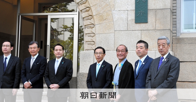 文化庁、京都で業務開始 府、移転の周知や連携を模索 [京都府]：朝日新聞