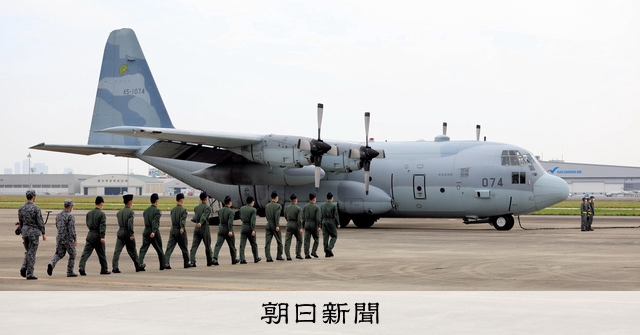自衛隊機3機がジブチに到着、スーダンの日本人待避に向けて待機：朝日新聞