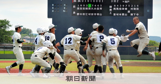 長良がサヨナラ勝ちで8強 県岐阜商や大垣日大も 高校野球岐阜大会