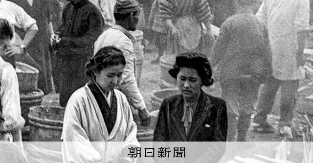 祖父の遺品の為、判りません。朝鮮唐津と聞きました。写真で確認してください。 祖父の遺品の為、判りません。朝鮮唐津と聞きました。写真で確認