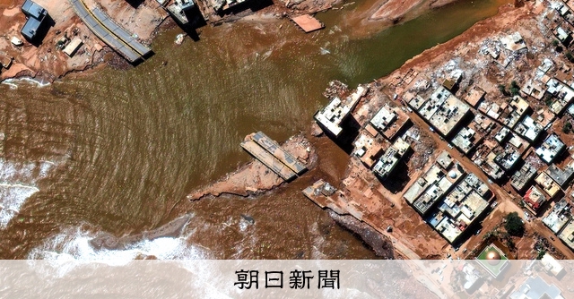 多分、世界にただ１本（４０年前のリビアで売っていた水） AS20230914001358_comm.jpg