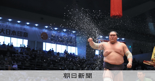 横綱がもし8勝で許されるなら… 鶴竜親方、休場の照ノ富士に思う：朝日新聞