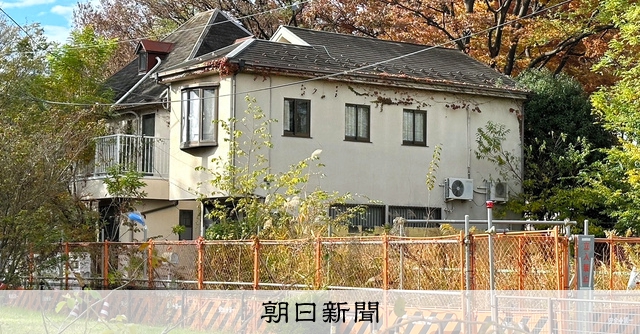 世田谷一家4人殺人現場敷地内に高校生約10人侵入 「肝試し感覚」:朝日新聞