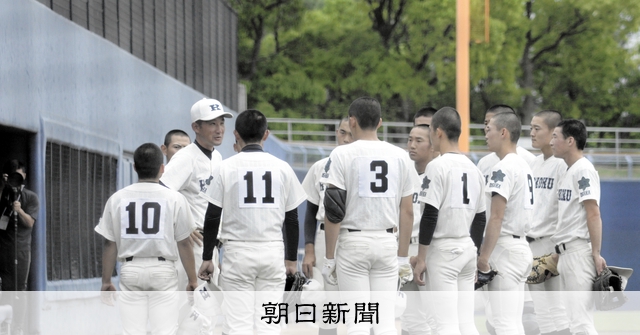 上昇機運の興国、「守備にこだわり」49年ぶりの甲子園目指す - 高校