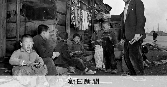 祖父の遺品の為、判りません。朝鮮唐津と聞きました。写真で確認してください。 祖父の遺品の為、判りません。朝鮮唐津と聞きました。写真で
