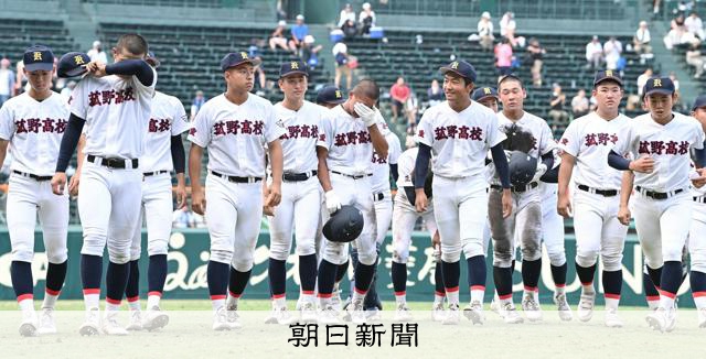 先発全員2年生の菰野、遠かった本塁「来年、成長して戻ってきたい