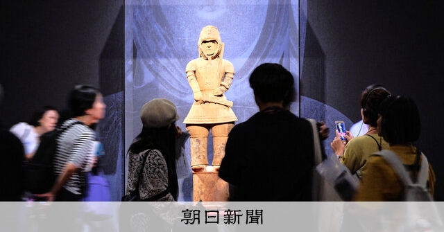 などなど」は英語でなんという？ 天声人語の英訳音声を聴いて学ぶ