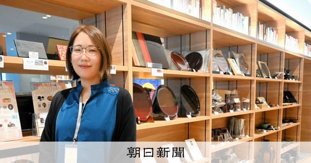 香川漆器」の伝統工芸士3人が展示販売 「かわいらしさ」テーマに [香川