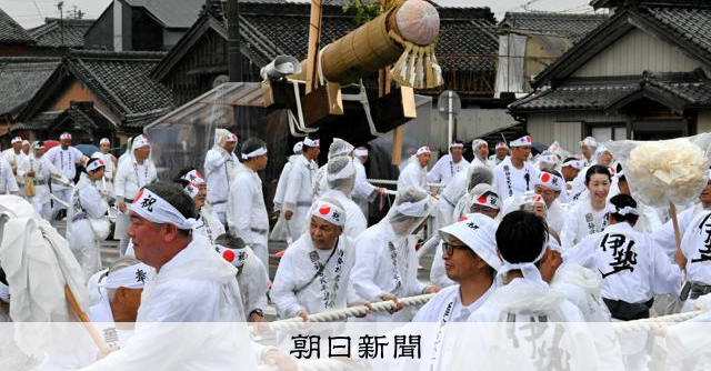 伊勢神宮の外宮にもご神木 子ども100人が「エンヤラ、ソーリャ」 [三重