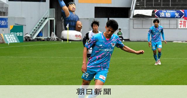 サガン鳥栖 サガン鳥栖が今季初3連勝で4位浮上 2種登録の新川志音が17歳11