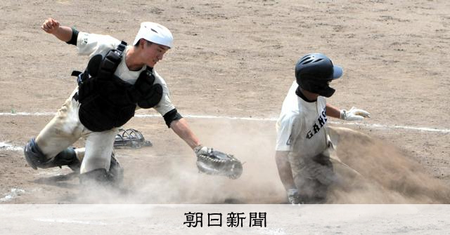 全力で伸ばしたミット、届かず 防府・西山捕手らに託された「宿題