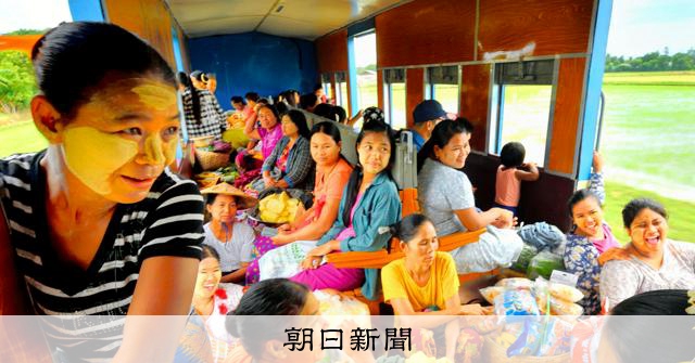 ミャンマー鉄道の旅で穏やかな日々撮影 吉祥寺でチャリティー写真展