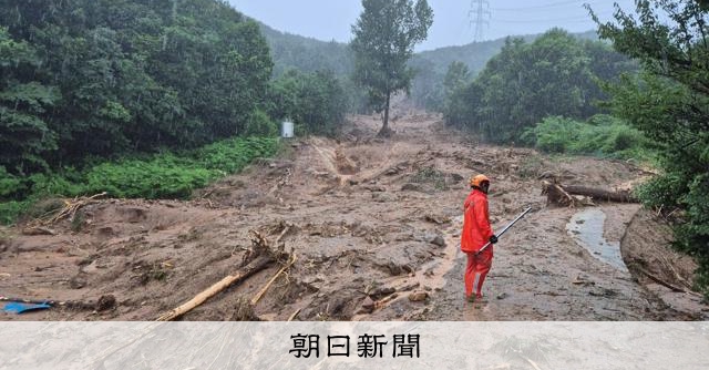 韓国で連日大雨、10人死亡・8人不明 土砂崩れにインフラ被害も