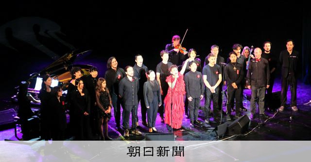 嵐の中にいる「百万本のバラ」　加藤登紀子さん、歌は生き抜くんです