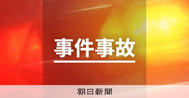 阪和自動車道で乗用車が衝突、6人けが 逆走か、下り線一時通行止め