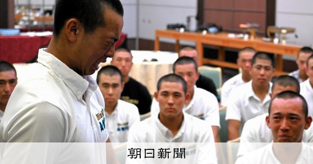 「打てるチーム」甲子園で証明 山梨学院の4強入りを振り返る