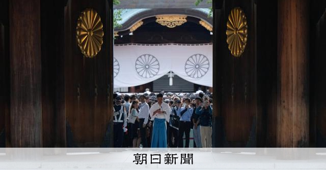 8月15日の靖国神社 敗戦から80年、閉門後も続いた追悼 [戦後80年 被爆