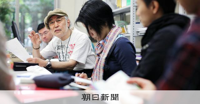 文字を学ぶだけじゃない」夜間中学の意義訴えた髙野雅夫さんしのぶ