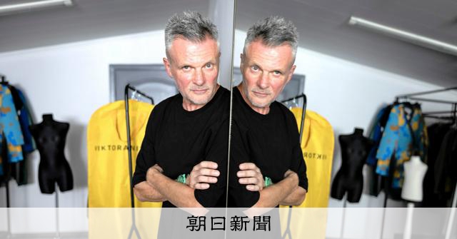 ゼレンスキー大統領のイメージチェンジを演出するデザイナー