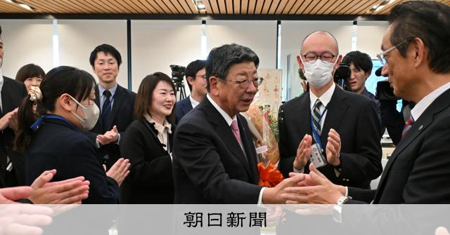 宮城・南三陸町長が退任 防災庁舎屋上の夜、職員と交わした言葉胸に