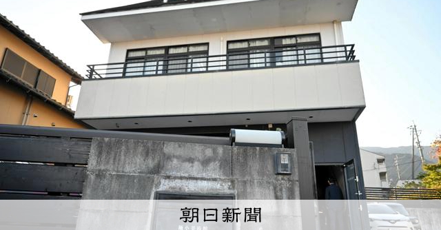 極小美術館」大きかった存在 最後二つの展覧会、開催の喜びと追悼