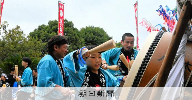 織田軍ゆかりの太鼓を採り入れ変化 子どもがその日を待ち望む祭りに