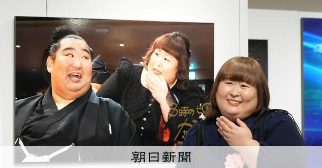 「3時のヒロイン」かなでさん、報道写真展に招待 銀座三越で始まる