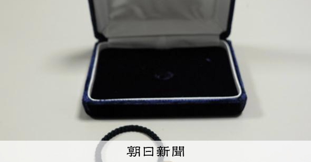 富山県議バッジ、14金を金張へ 1個9万7千円→1万6千円に [富山県