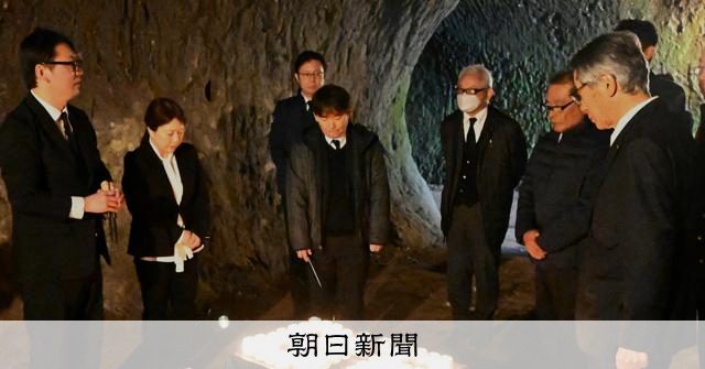 軍友　人事調査所 宮崎：特攻隊員らを悼む 宮崎 慰霊祭に遺族ら100人 ：地域ニュース