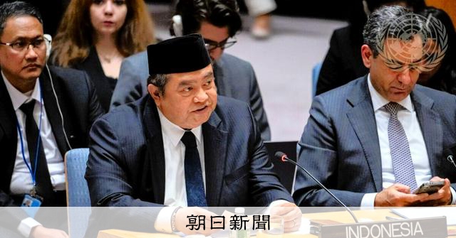 レバノンの国連隊員3人死亡で各国が懸念表明　イスラエルは関与否定 
 
レバノン南部で活動する国連の平和維持部隊「レバノン暫定駐留軍」（UNIFIL）のインドネシア人隊員3人が29～30日に相次いで死亡した問題をめぐり、国連安全保障理事会が31日に緊急会合を開いた。