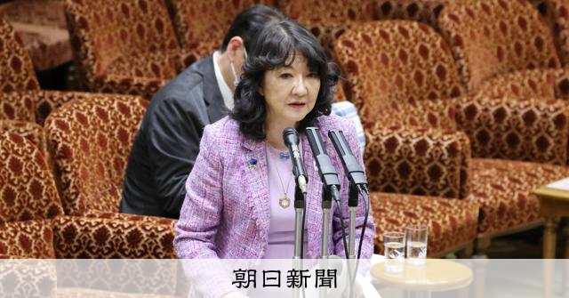 税金の優遇120項目「データで検証を」　「日本版DOGE」で要請 
 
片山さつき財務相は10日、企業などへの特例的な減税である「租税特別措置（租特）」の効果について、6月下旬にもデータに基づいた検証結果を公表するように各省庁に求めた。