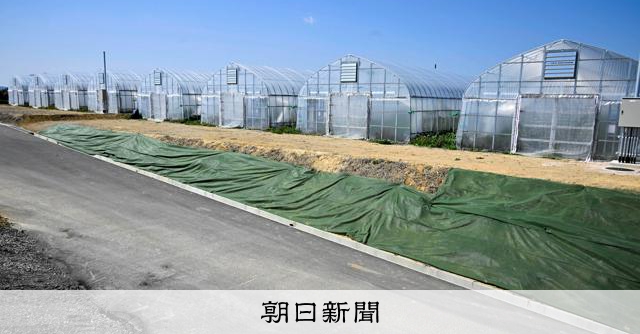 ＪＡ全農、ナフサ由来の農業資材値上げへ　４月以降順次　中東情勢で 
 
全国農業協同組合連合会（JA全農）は、石油製品の一つであるナフサを原料とした農業資材について、4月以降順次値上げする。中東情勢の影響でナフサの調達が難しくなっていることが要因。