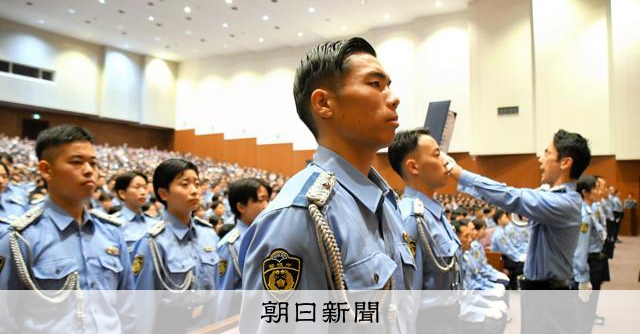 警察學校改革：打破刻板印象，吸引新血加入