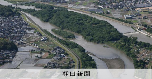 兵庫・たつのの川に男性の変死体　母娘殺害事件との関連を捜査