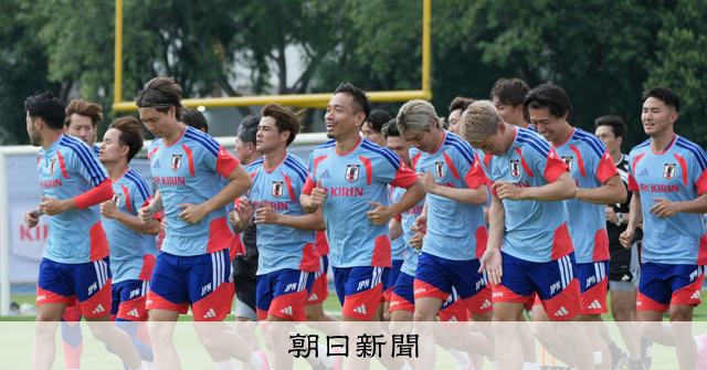 サッカー日本代表、鍵は暑熱対策 長友佑都が振り返る12年前の失敗