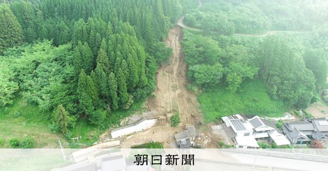 大分県九重町で土砂崩れ 住宅1棟押し流され、住人の女性が左足骨折