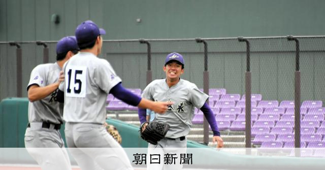 花巻東、決勝はエース萬谷の独壇場 94球で完封、全得点に絡む打撃