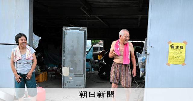 夫婦的車庫成為災民的休憩所 宛如「站著喝酒的店」