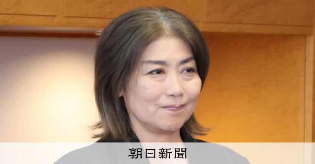 押収PCに偽造卒業証書データ、前伊東市長の自宅捜索で判明