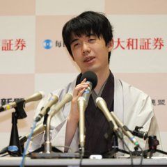 村瀬信也 - 記者：朝日新聞